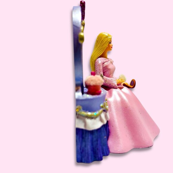 SOLD! - Picture 4 of 7